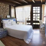 Micro-hostal La Puerta Del Perdon 3*