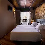 Konukevi Micro-hostal La Puerta Del Perdon Villafranca Del Bierzo