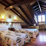 Micro-hostal La Puerta Del Perdon 3* Villafranca Del Bierzo