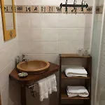 Konukevi Micro-hostal La Puerta Del Perdon 3*