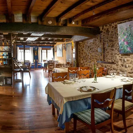 Guest house Micro-hostal La Puerta Del Perdon Villafranca Del Bierzo
