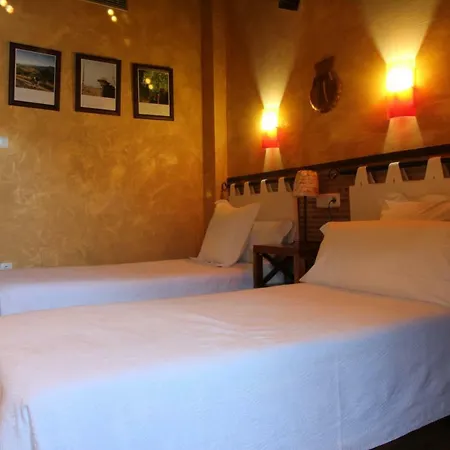 Micro-hostal La Puerta Del Perdon Guest house