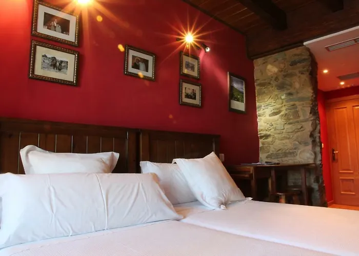 Micro-hostal La Puerta Del Perdon 3* Villafranca Del Bierzo