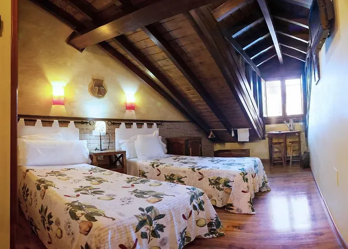 Micro-hostal La Puerta Del Perdon 3* Villafranca Del Bierzo